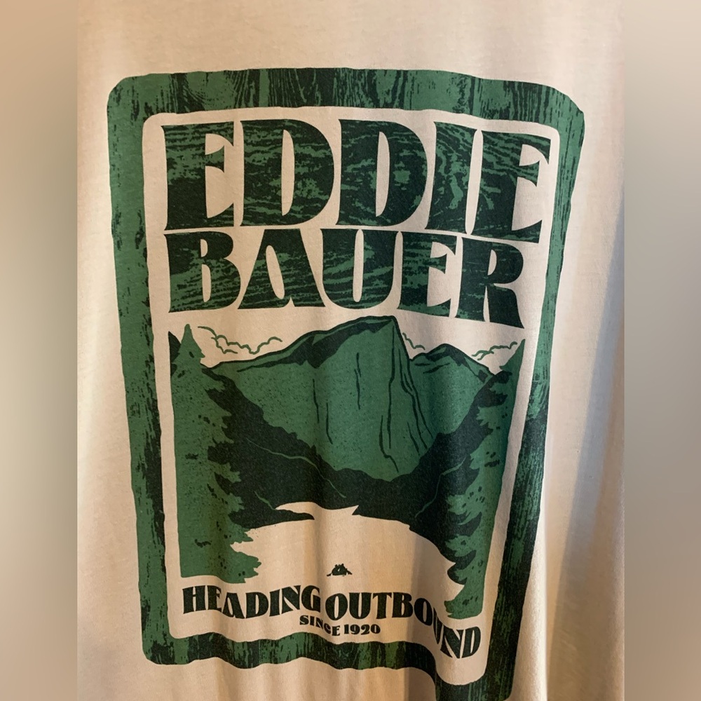 Eddie Bauer Cotton USA T-Shirt in Tan